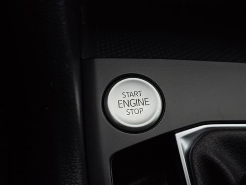 Certified 2022 Volkswagen Taos S image 26