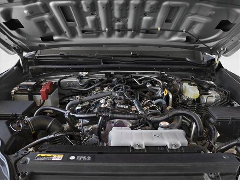 New 2026 Toyota 4Runner SR5 AWD/4WD image 8