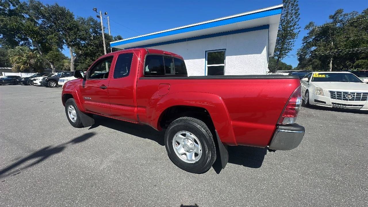 Used 2010 Toyota Tacoma PreRunner RWD image 3