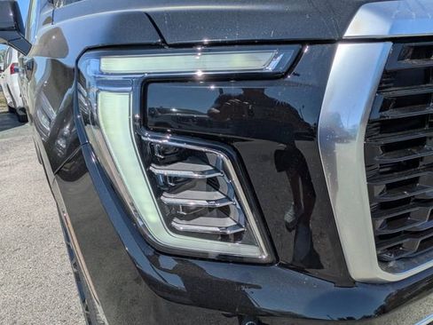 New 2026 GMC Yukon XL Denali w/ Denali Reserve Package AWD/4WD image 9