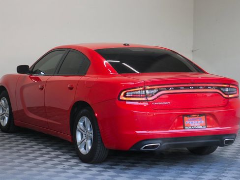 Used 2022 Dodge Charger SXT image 6