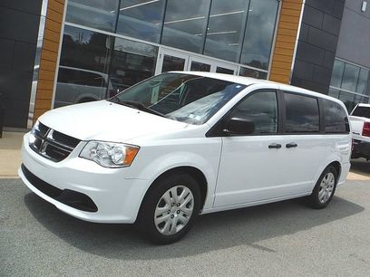 Certified 2019 Dodge Grand Caravan SE