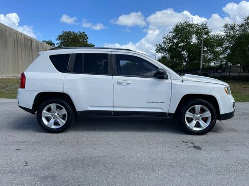 Used 2013 Jeep Compass Latitude image 8