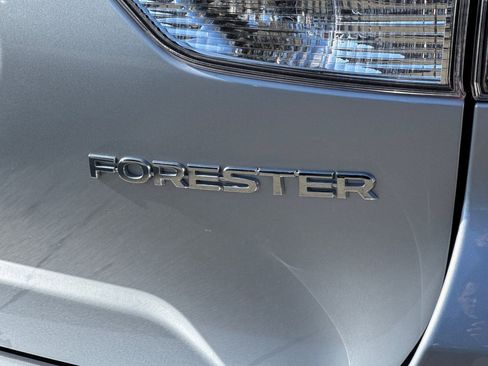 Used 2023 Subaru Forester Limited image 30