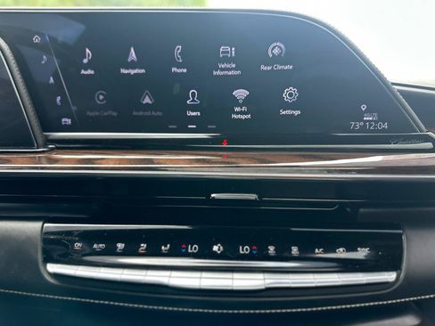 Used 2022 Cadillac Escalade Sport Platinum AWD/4WD image 11