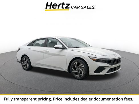 Used 2025 Hyundai Elantra SEL FWD image 1