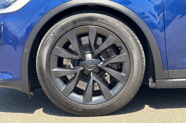 Used 2022 Tesla Model X AWD/4WD image 32