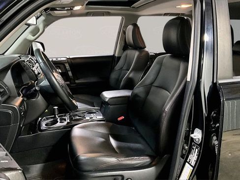 Used 2016 Toyota 4Runner Trail Premium image 13