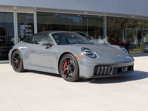 Certified 2025 Porsche 911 Targa 4 GTS image 7