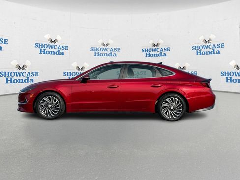 Used 2023 Hyundai Sonata Limited w/ Cargo Package image 4