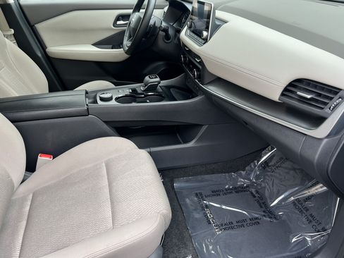 Used 2025 Nissan Rogue SV AWD/4WD image 21