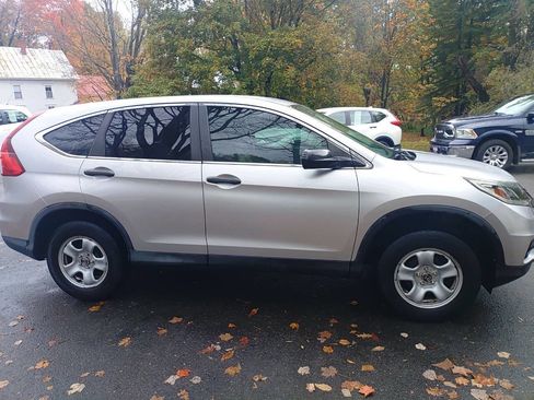 Used 2015 Honda CR-V LX image 6