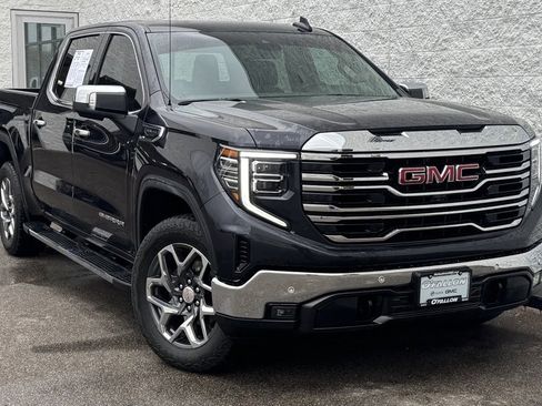 Used 2024 GMC Sierra 1500 SLT w/ SLT Premium Plus Package image 1