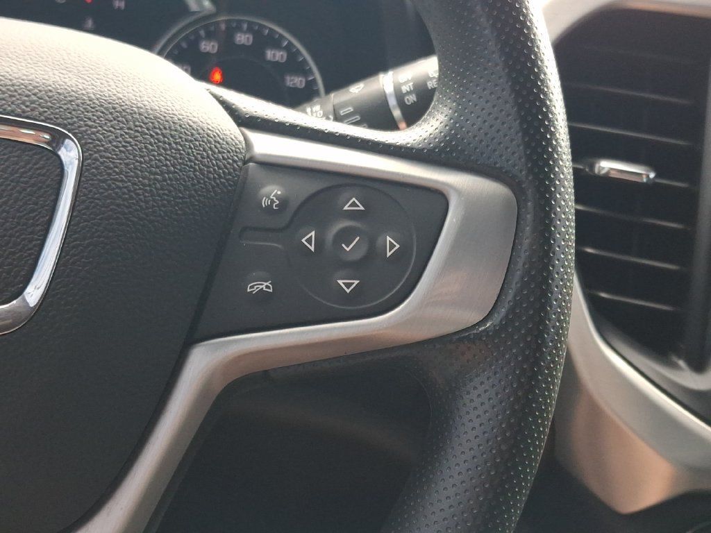 Used 2022 GMC Acadia SLE w/ Driver Convenience Package FWD image 23