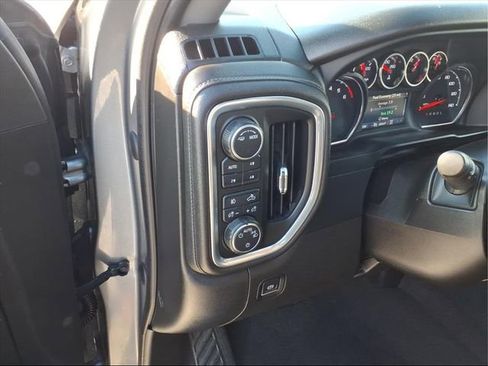 Used 2022 Chevrolet Silverado 1500 RST image 20