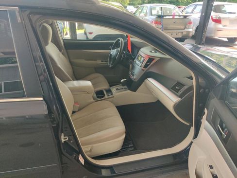 Used 2013 Subaru Outback 2.5i Premium AWD/4WD image 15