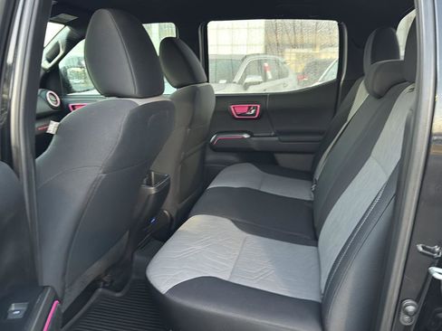 Certified 2021 Toyota Tacoma TRD Sport image 9