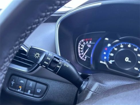 Used 2020 Hyundai Santa Fe SEL w/ Convenience Package image 26