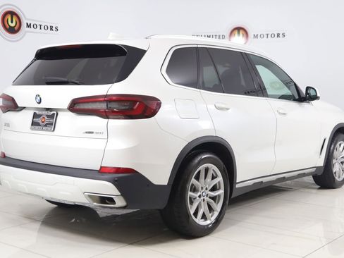 Used 2023 BMW X5 xDrive40i w/ Premium Package AWD/4WD image 3