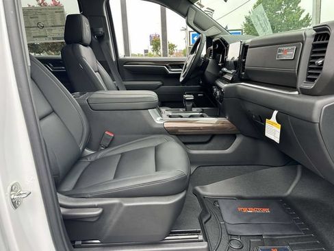 New 2026 Chevrolet Silverado 1500 RST AWD/4WD image 18