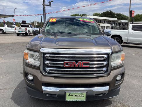 Used 2016 GMC Canyon SLT w/ Driver Alert Package AWD/4WD image 4