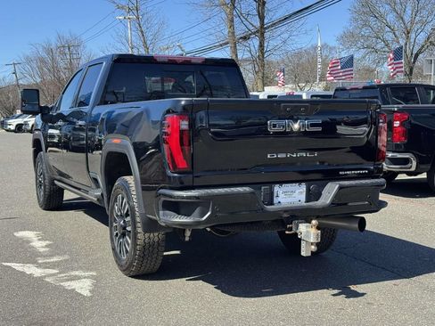 Used 2024 GMC Sierra 2500 Denali Ultimate AWD/4WD image 4