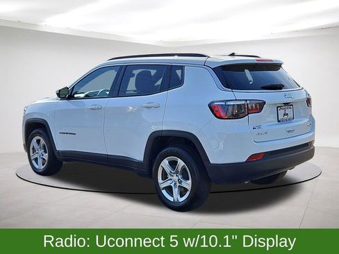 Used 2024 Jeep Compass Latitude AWD/4WD image 5
