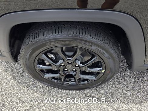 New 2026 Jeep Compass Latitude AWD/4WD image 17