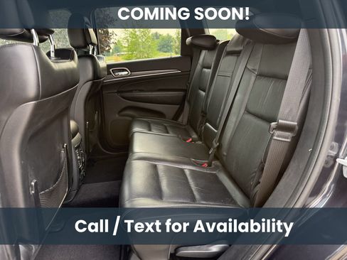 Used 2015 Jeep Grand Cherokee Limited w/ Trailer Tow Group IV AWD/4WD image 9