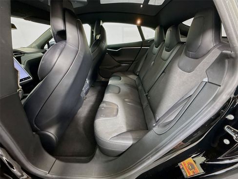 Used 2017 Tesla Model S 75 RWD image 4