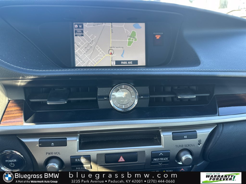 Used 2018 Lexus ES 300h FWD image 18
