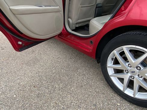 Used 2012 Ford Fusion SEL image 23