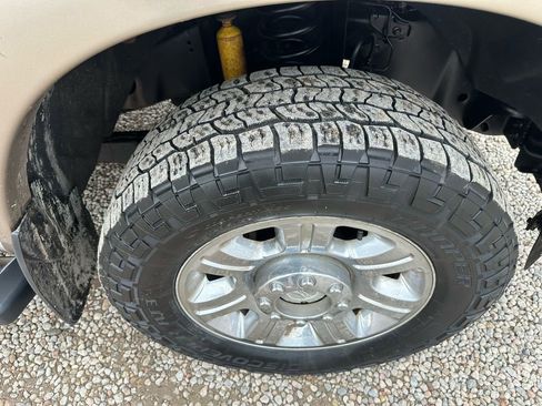 Used 2012 Ford F250 King Ranch w/ King Ranch w/Chrome Pkg image 43