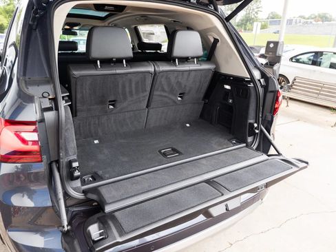 Used 2020 BMW X7 xDrive40i w/ Premium Package AWD/4WD image 39