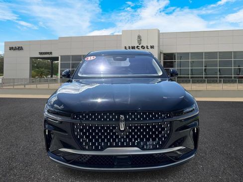Certified 2025 Lincoln Nautilus Premier AWD/4WD image 8