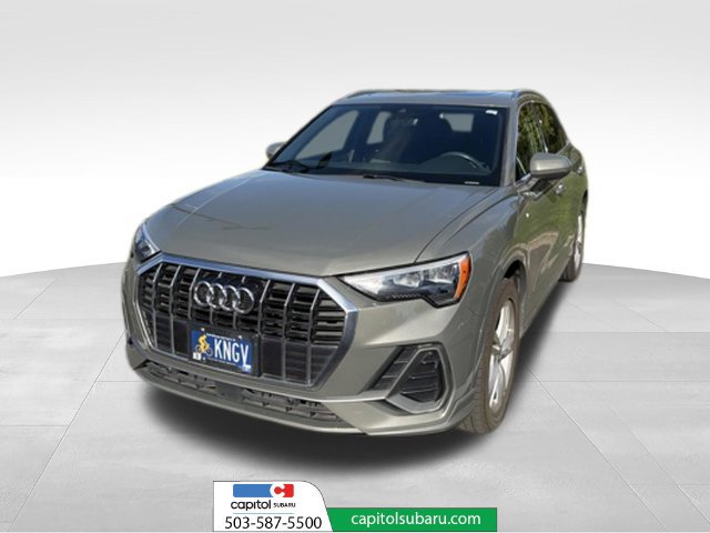 Used 2020 Audi Q3 2.0T Premium w/ Convenience Package AWD/4WD image 4