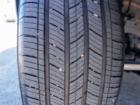 Certified 2023 Honda Accord EX image 29