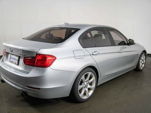 Used 2013 BMW 335i xDrive Sedan AWD/4WD image 8