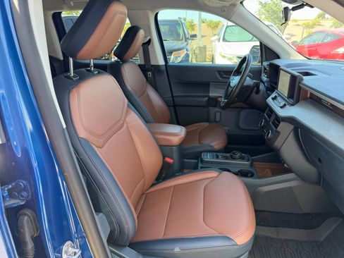 Used 2024 Ford Maverick Lariat w/ 4K Tow Package AWD/4WD image 30