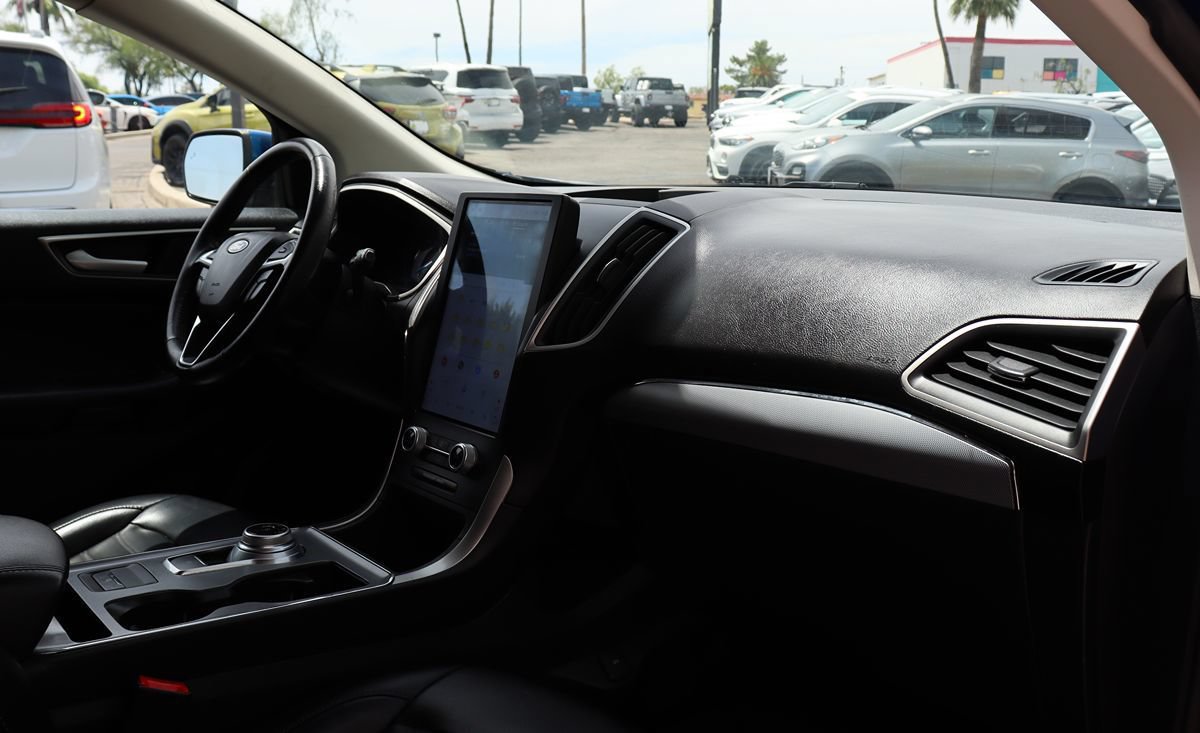 Used 2021 Ford Edge SEL w/ Cargo Accessory Package AWD/4WD image 35