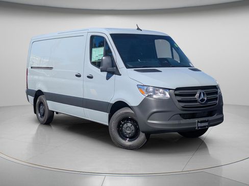New 2026 Mercedes-Benz Sprinter 144 Cargo image 11