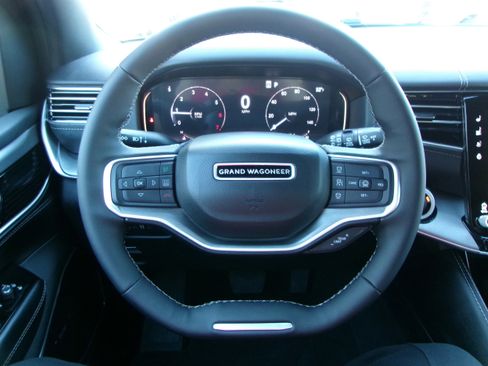 New 2026 Jeep Grand Wagoneer Limited AWD/4WD image 10