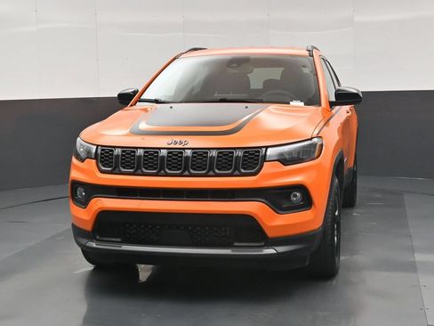 New 2026 Jeep Compass Latitude AWD/4WD image 30