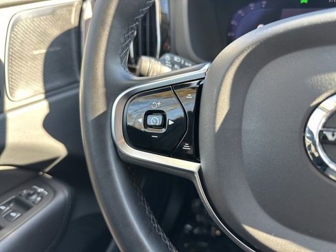 Certified 2023 Volvo XC60 B5 Plus w/ Climate Package image 27