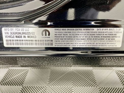 Used 2024 RAM 3500 Limited w/ Towing Technology Group image 27