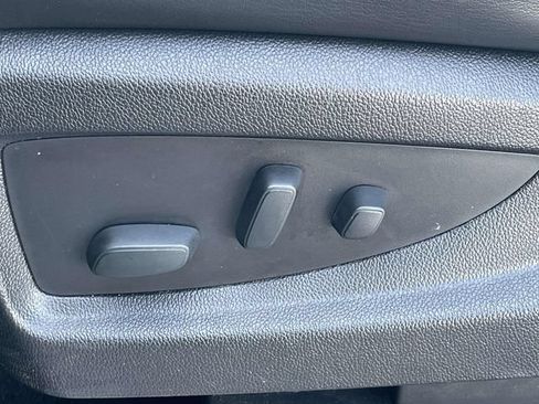 Used 2017 GMC Yukon Denali w/ Open Road Package AWD/4WD image 20