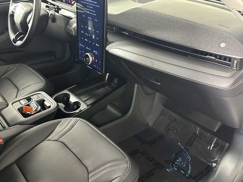 Used 2025 Ford Mustang Mach-E Premium image 16