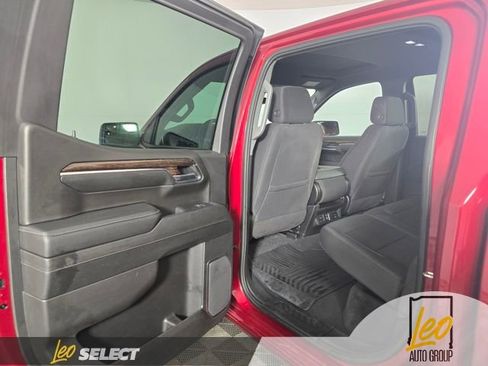 Used 2024 GMC Sierra 1500 Elevation image 17
