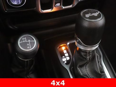 Used 2024 Jeep Wrangler Unlimited Sport AWD/4WD image 24