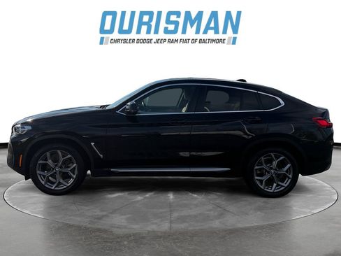 Used 2023 BMW X4 xDrive30i w/ Premium Package image 3